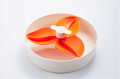 SPIN Interaktywna Miska FLOWER na białym tle.png
